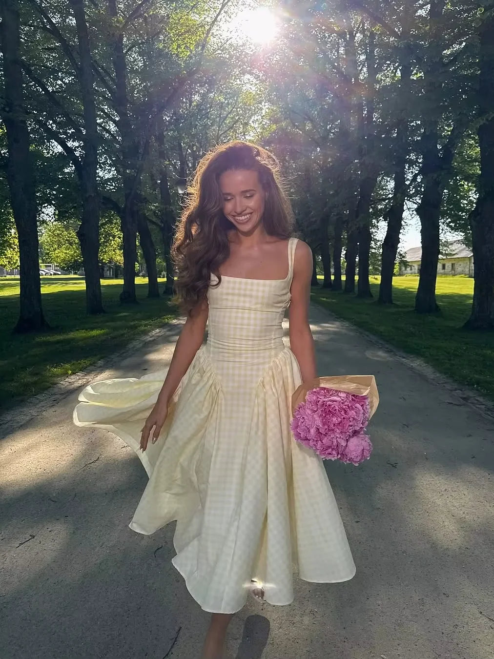 שמלה דגם-ויויאן