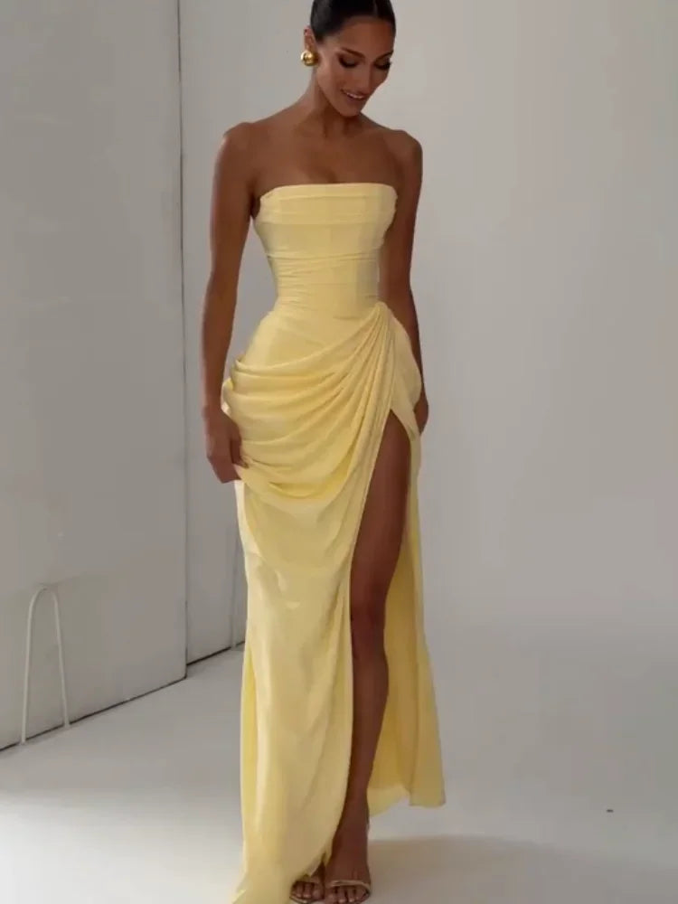 שמלה דגם-אשלין